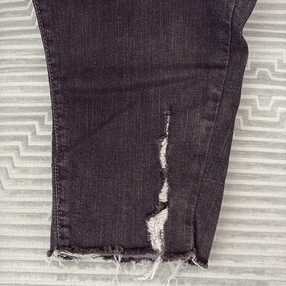 Lane Bryant Black Skinny Jeans with Distressed Hem. Size 24R
Made w/1% Elastane. - Picture 2 of 11